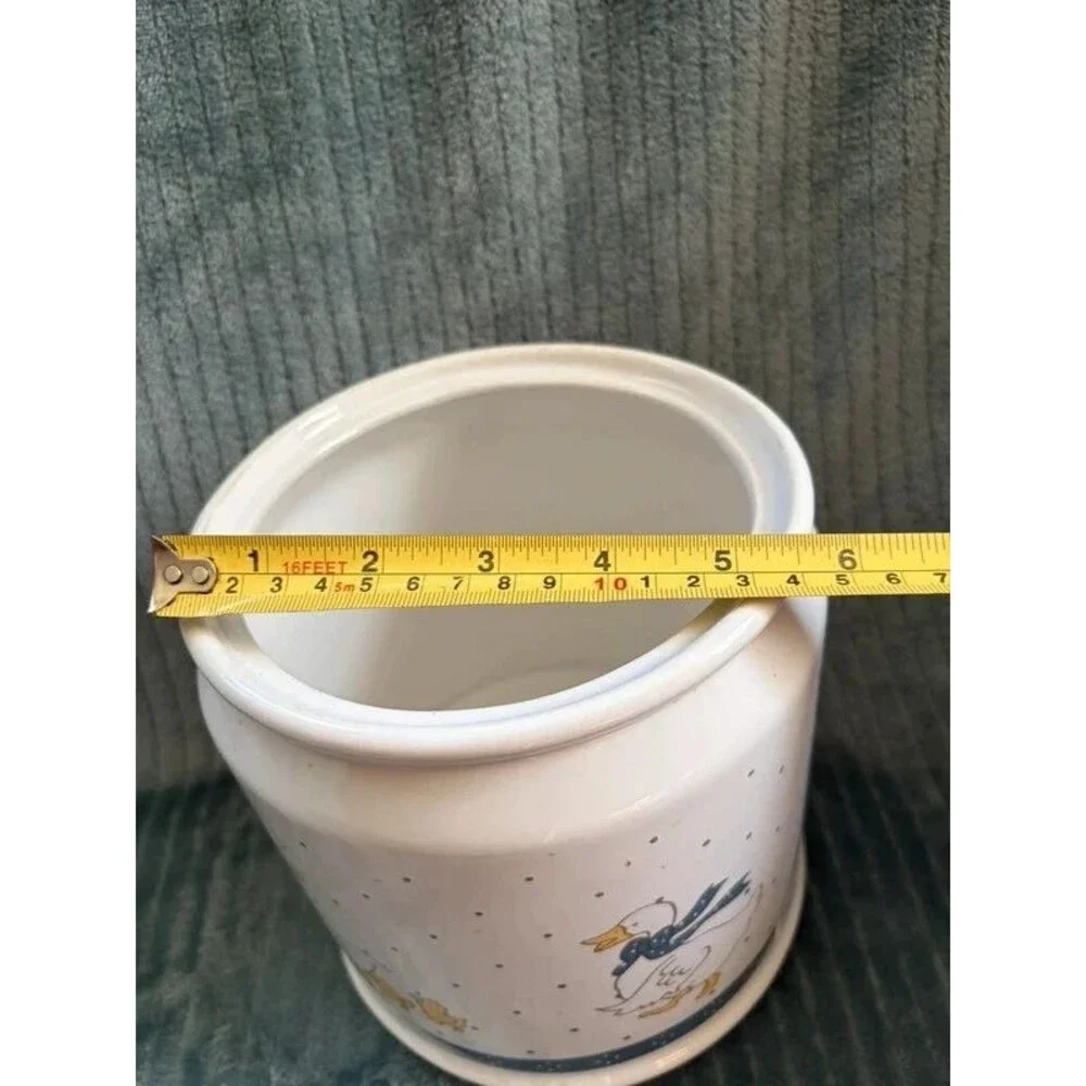 Vintage 1980s Country Goose Ceramic Kitchen Canister Crock 7” No Lid Stains Vtg